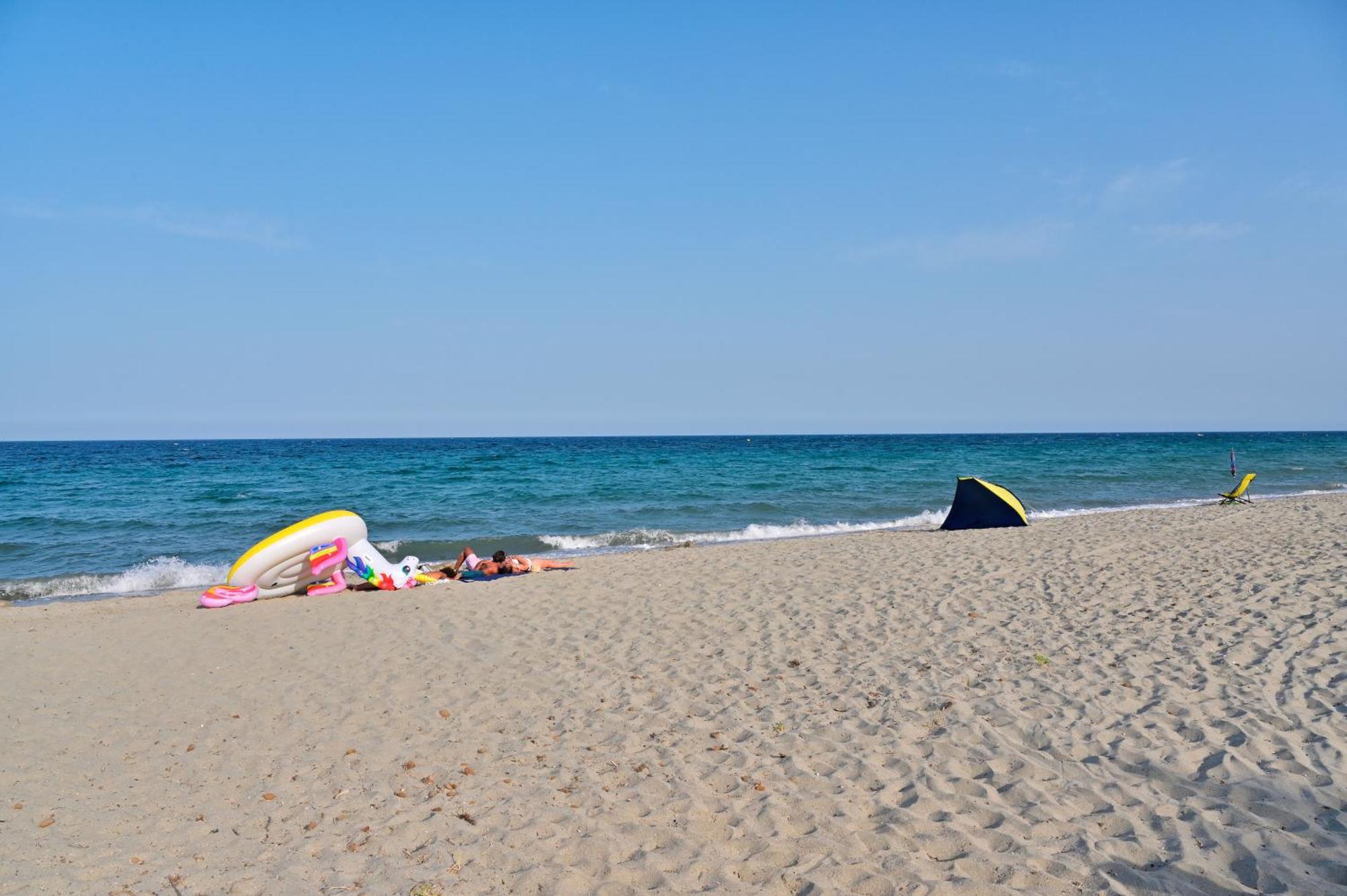Pinea Mare Hotel Poggio Mezzana Bagian luar foto