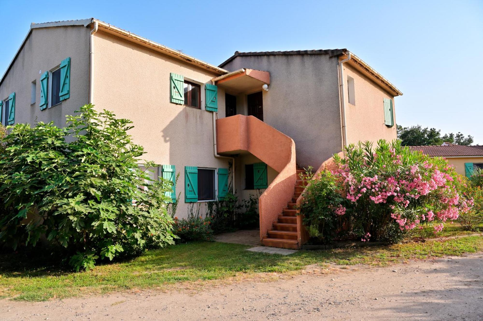 Pinea Mare Hotel Poggio Mezzana Bagian luar foto